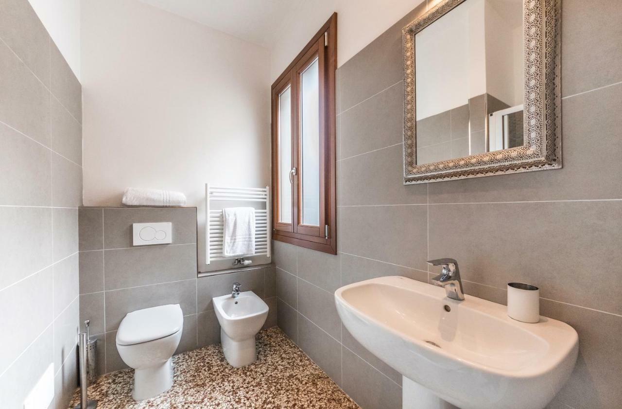 Ca' D'Oro Suite Венеция Екстериор снимка